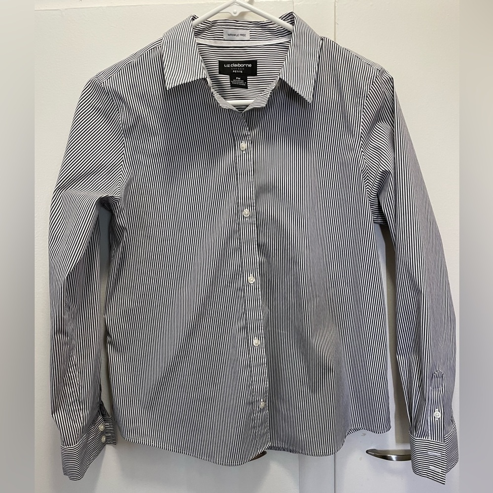 Liz Claiborne Women’s Petit Button Down Shirt - Black and White